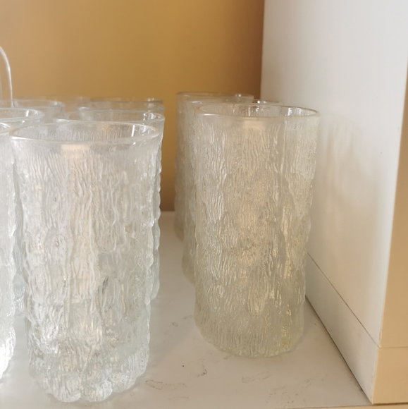 Vintage icicle bark glassware set - Picture 6 of 6